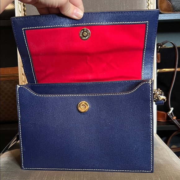 Dooney & Bourke East West Crossbody Bag in Saffiano Leather NWT - Picture 10 of 13